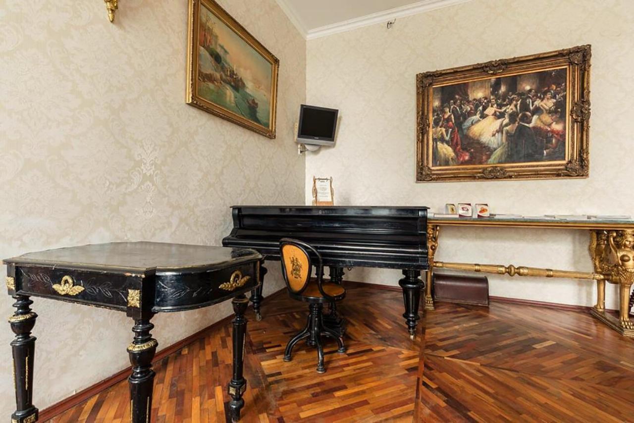 Art-Hotel Rachmaninov San Pietroburgo Esterno foto